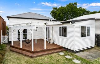 272 Oxford Street, South Dunedin