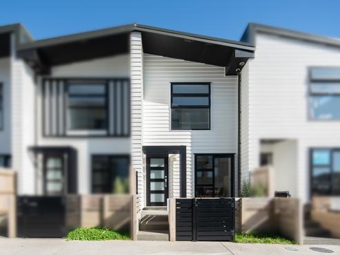 20 Rauemi Way, Te Atatu South