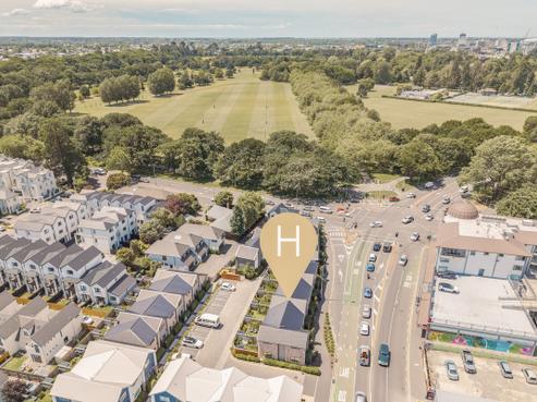 9/4 Riccarton Road, Riccarton