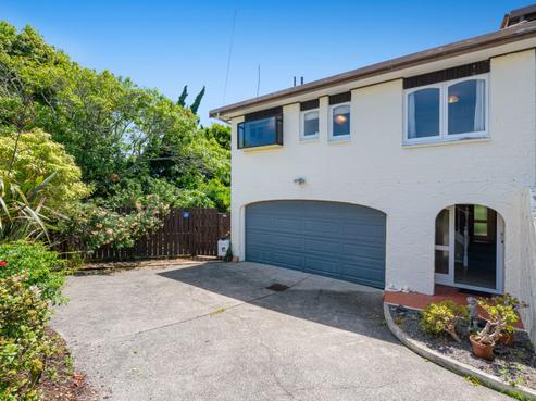 2/75 Carlisle Road, Torbay