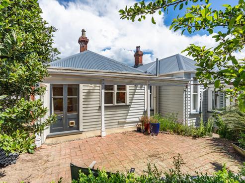 17 Ventnor Street, Mornington