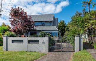12 Davidson Street, Glenholme