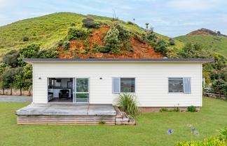 17 Rauparaha Street, Marokopa