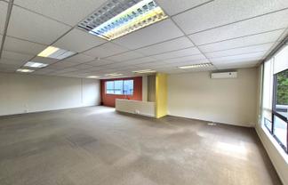 AFFORDABLE STUDIO / OFFICE / DISTRIBUTION 
