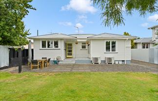 9 King Street, Carterton