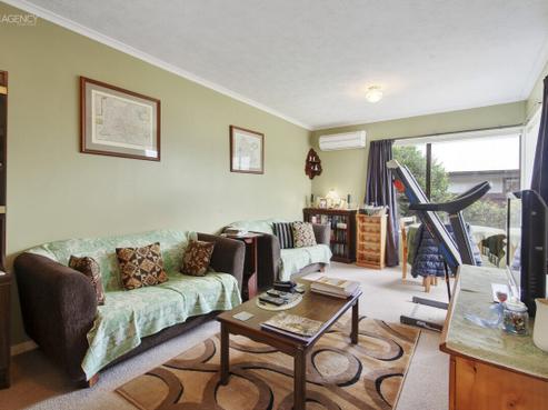 1B Sylvia Street, Parklands