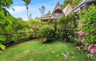 27a Tane Road, Laingholm