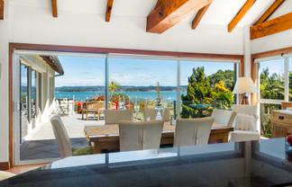 8 Prospect Street, Russell