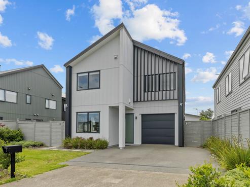 5 Parkmore Drive, Rosehill
