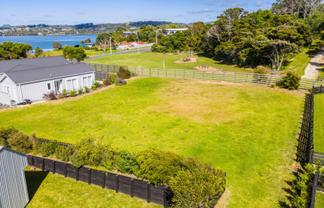 135 Estuary Drive, Mangawhai Heads