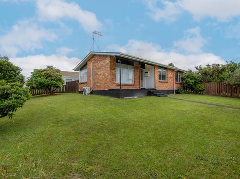 8 Emerald Place, Chartwell