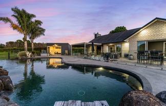 126a Blackbridge Road, Karaka