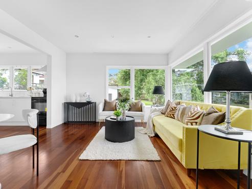 2/180 Archers Road, Glenfield
