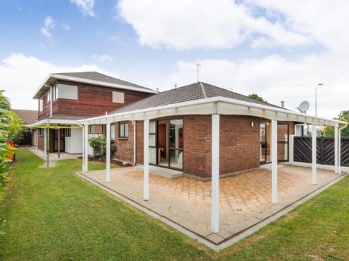 1 Airport Drive, Milson