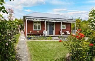 24 and 24A Main Road, Owaka