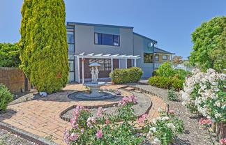 4/34 Busby Hill, Havelock North