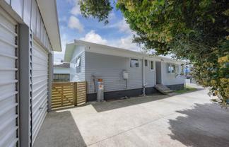 12 John F Kennedy Place, Glen Eden