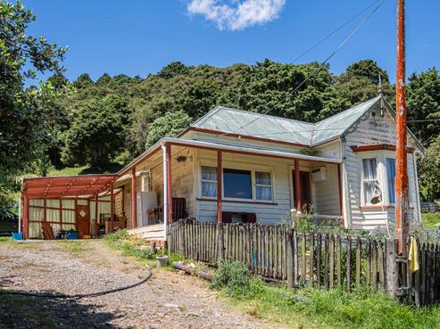 802 Russell Road, Whakapara