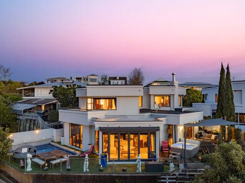 128B Thompson Road, Napier Hill