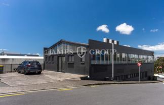 Sought-After City Fringe Space with Parking