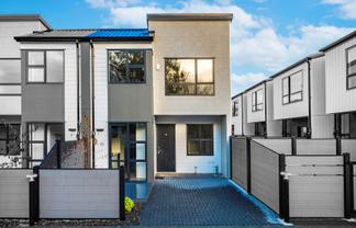 15/85 Cascades Road, Pakuranga Heights