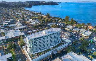 1111/11 Tamariki Avenue, Orewa