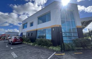 Tidy Refurbished Mount Wellington Office