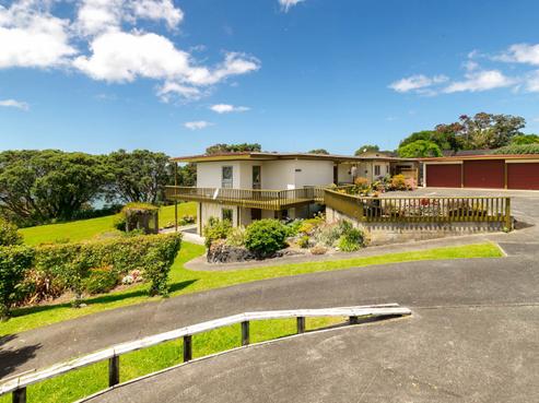 35 Willjames Avenue, Algies Bay