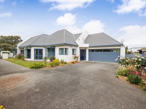 8 Martin Street, Palmerston North Central