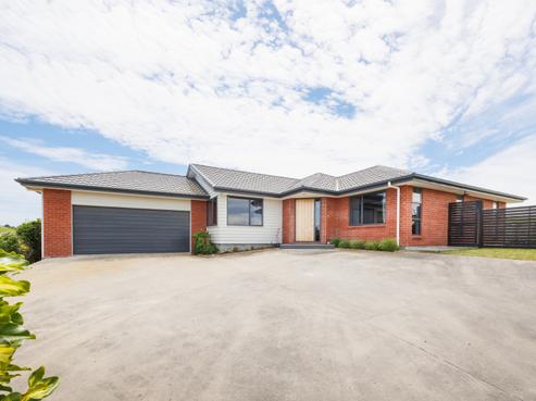 8 Macdonald Heights, Feilding