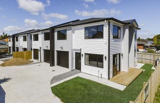 4B Mirrabooka Avenue, Botany Downs