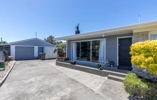 6 McLean Terrace, Waipukurau