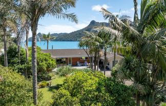 13 Foster Avenue, Huia