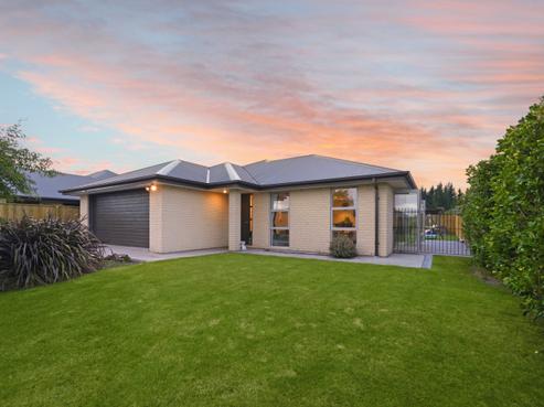 7 Waimarie Street, Pegasus