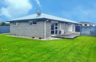 68B Henley Street, Westport