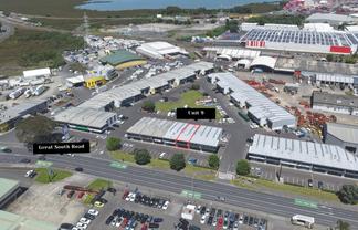 Prime Road Frontage & Available NOW