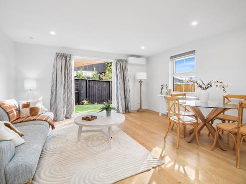2/65 Stanmore Road, Linwood