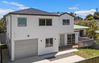 6B, C, D Beihlers Road, Weymouth