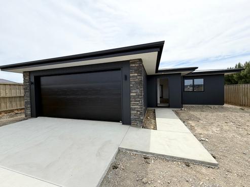 17 Orwell Way, Elgin