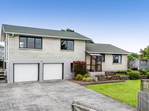 17 Caledonia Place, Highlands Park