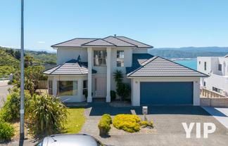 45 Tamworth Crescent, Newlands