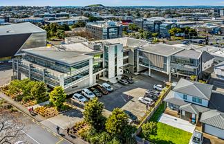 Flexible & Fitted in Ellerslie 