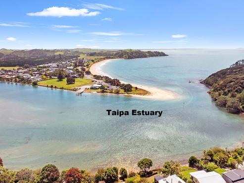 129 Stratford Drive, Cable Bay