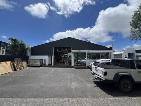 39 Olive Road, Penrose