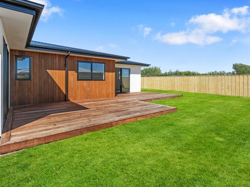 25 Longfields Road, Lincoln