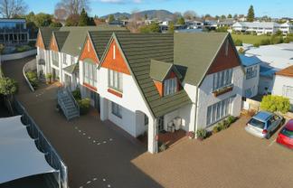 Lakeside motel in Taupo, rare opportunity!