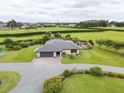 12 Wilcox Road, Tisbury