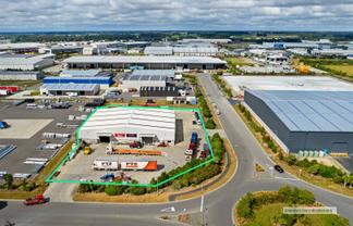 Warehouse & Large Secure Yard