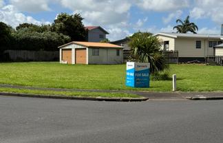 21 Seaway Road, Clarks Beach