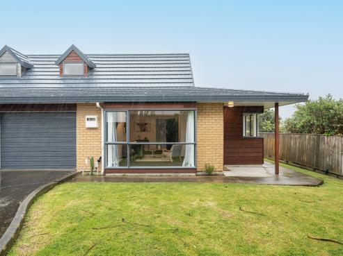 55B Ranui Terrace, Tawa